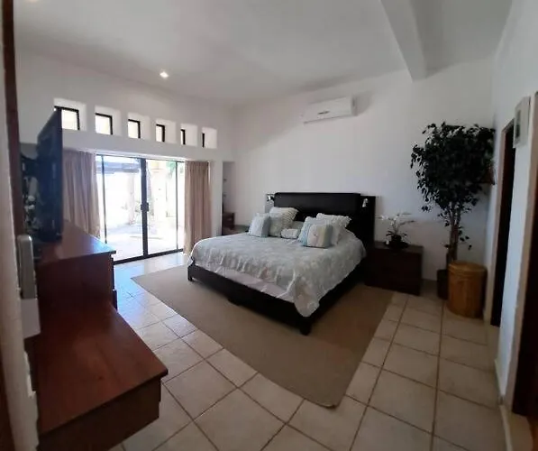 Lujosa Casa A La Orilla Del Mar Y Espectacular Vista Buenavista (Baja California Sur)