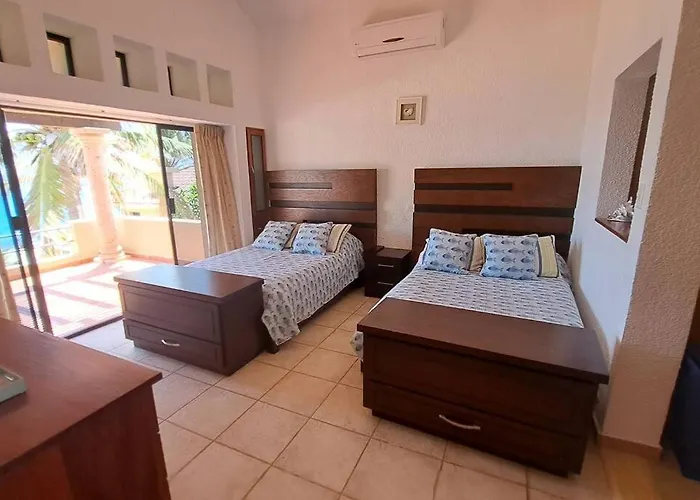 Villa Lujosa Casa A La Orilla Del Mar Y Espectacular Vista