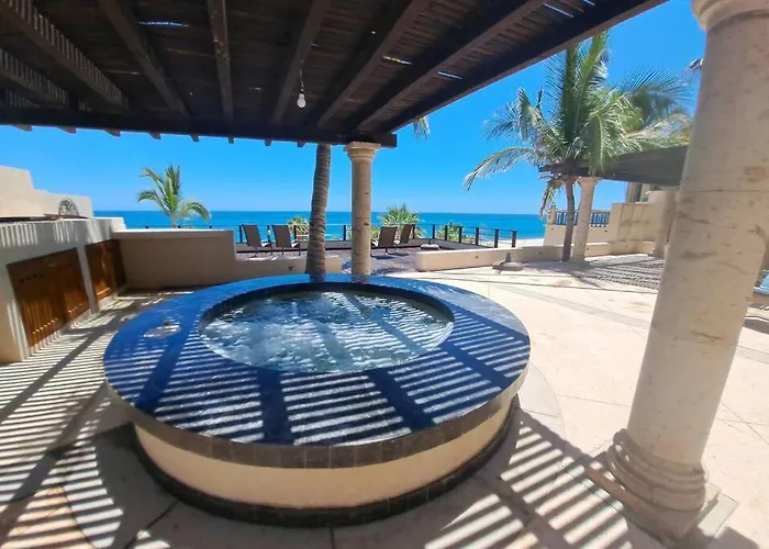 Lujosa Casa A La Orilla Del Mar Y Espectacular Vista Villa *