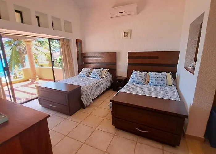 Villa Lujosa Casa A La Orilla Del Mar Y Espectacular Vista